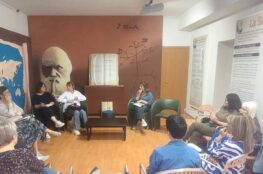 Incontro del gruppo di lettura "Viaggi tra le righe" della Biblioteca "la Magna Capitana" di Foggia.